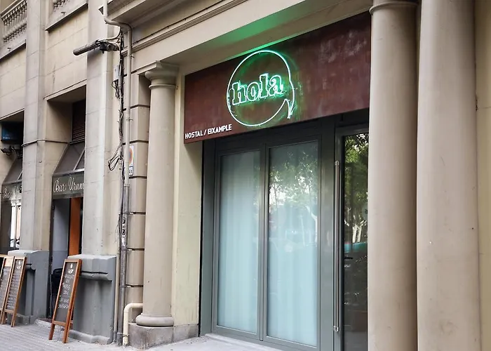 Hostel Hola Eixample *