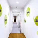 Hola Eixample Hostel