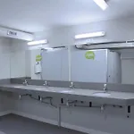 オラ オスタル エイサンプル ホステル バルセロナ
