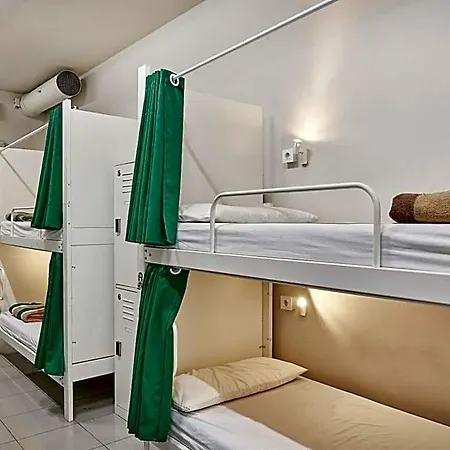Hostel Hola Eixample *
