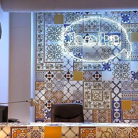 Vandrerhjem Hola Eixample