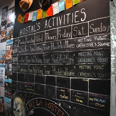 Hostel Hola Eixample *