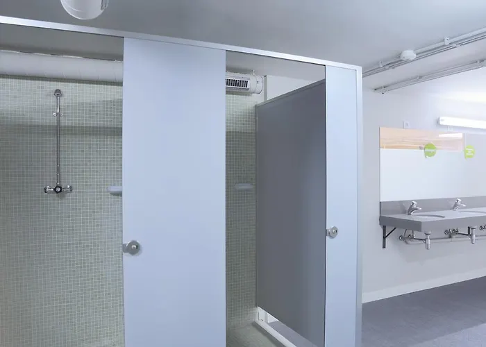 Hola Eixample Hostel Barcelona