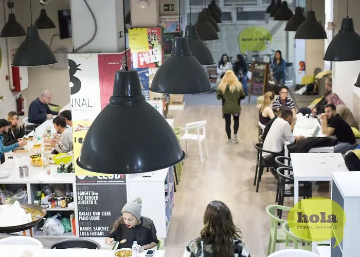 旅馆 侯拉典范旅馆 *