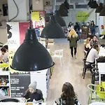 Vandrerhjem Hola Eixample *