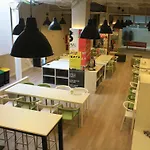 侯拉典范旅馆 * 巴塞罗那