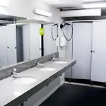 侯拉典范旅馆 旅馆 *