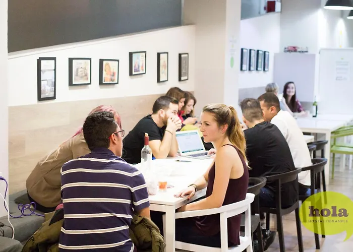 Hostel Hola Eixample Barcelona