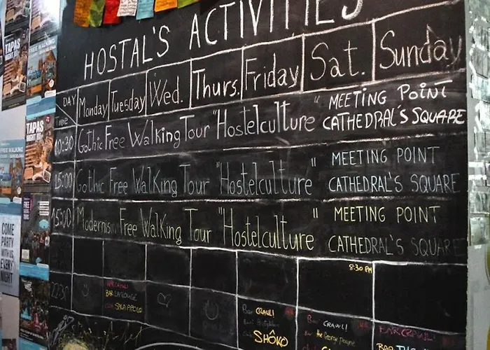 侯拉典范旅馆 旅馆 *